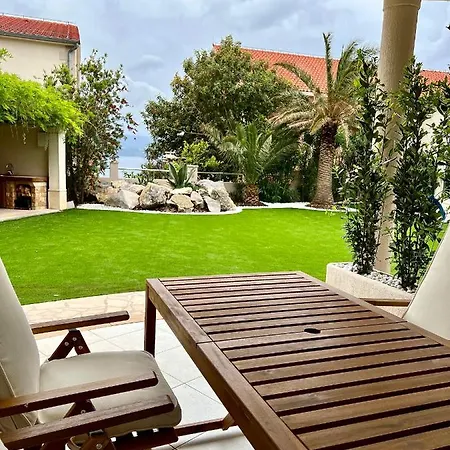 Romana Iii Apartamento Omiš